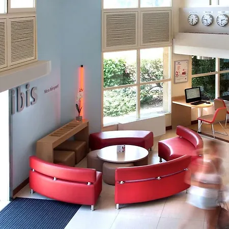 Hotel Ibis Aéroport Promenade Des 3*