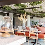 Ibis Aeroport Promenade Des Hotel 3*