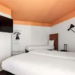 Otel Ibis Aeroport Promenade Des 3*