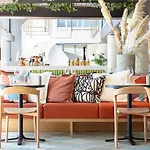 Otel Ibis Aeroport Promenade Des Nice