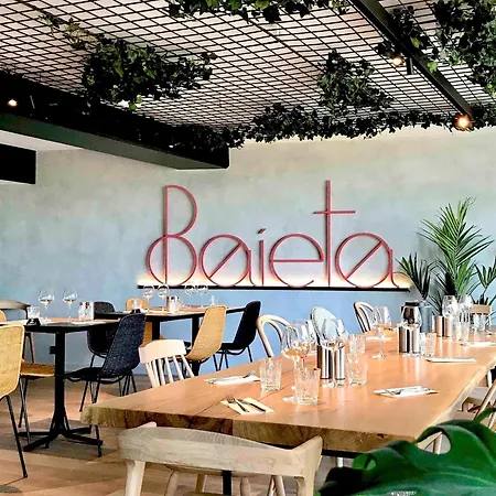 Ibis Aeroport Promenade Des 3*