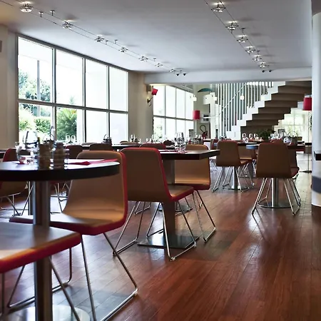 Hotel Ibis Aeroport Promenade Des