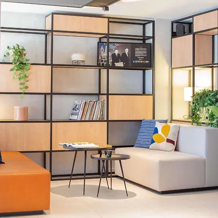 Ibis Aeroport Promenade Des 3*