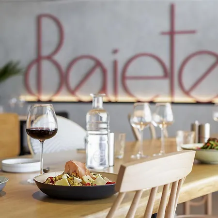 Hotel Ibis Aéroport Promenade Des 3*