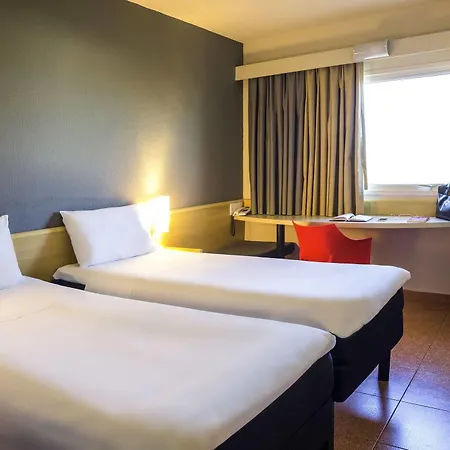 Ibis Aeroport Promenade Des Szálloda