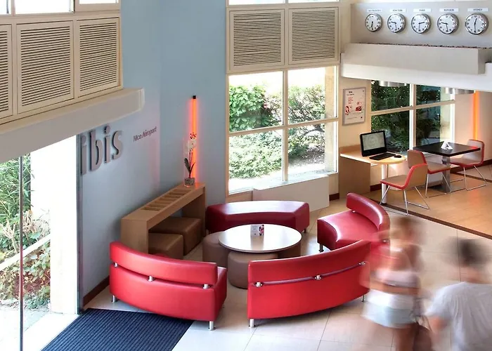 Hotel Ibis Aeroport Promenade Des 3*