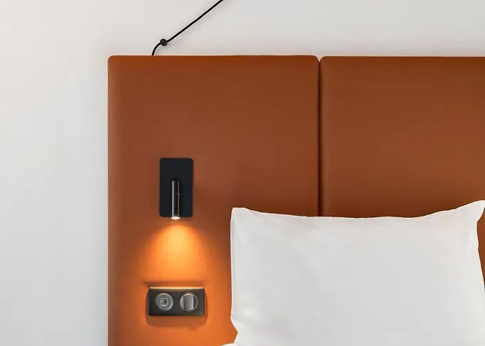 Ibis Aéroport Promenade Des Hotel