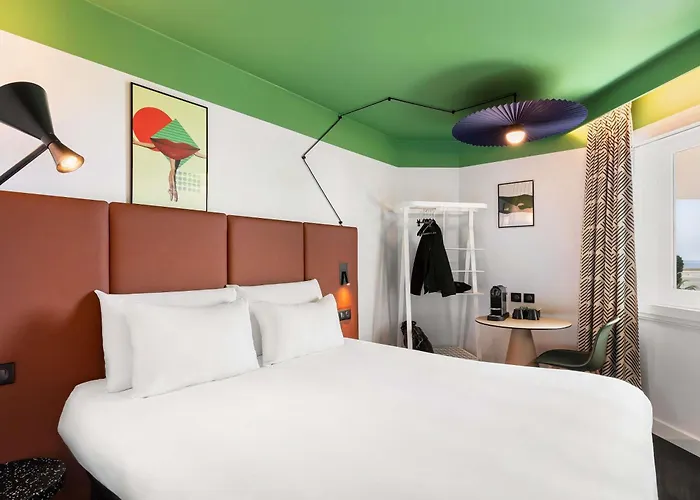 Ibis Aeroport Promenade Des Отель Ницца