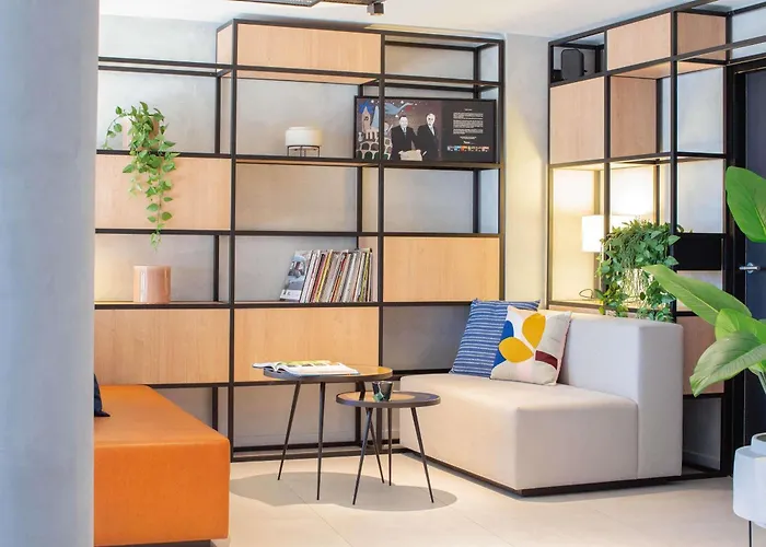 Ibis Aeroport Promenade Des 3*