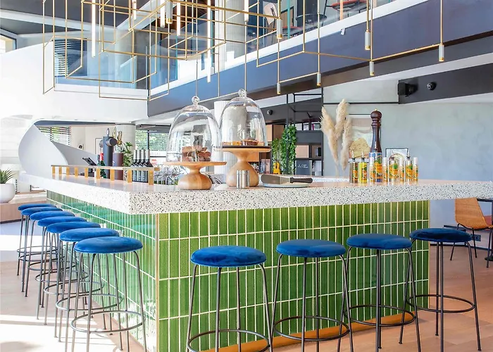 Hotel Ibis Aeroport Promenade Des Nice