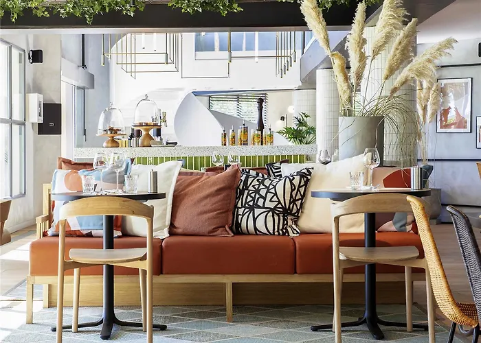 Ibis Aeroport Promenade Des Отель Ницца