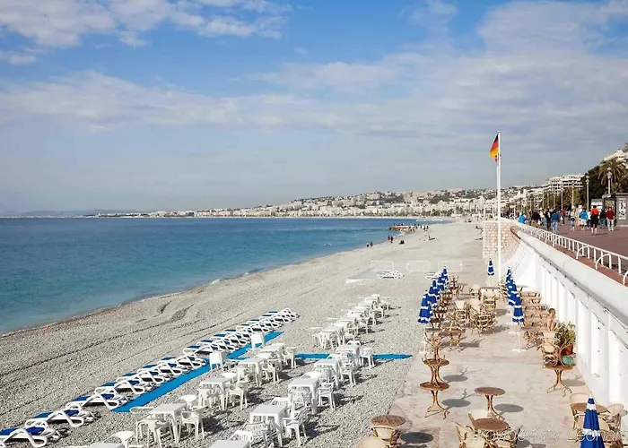 Ibis Aeroport Promenade Des Ницца