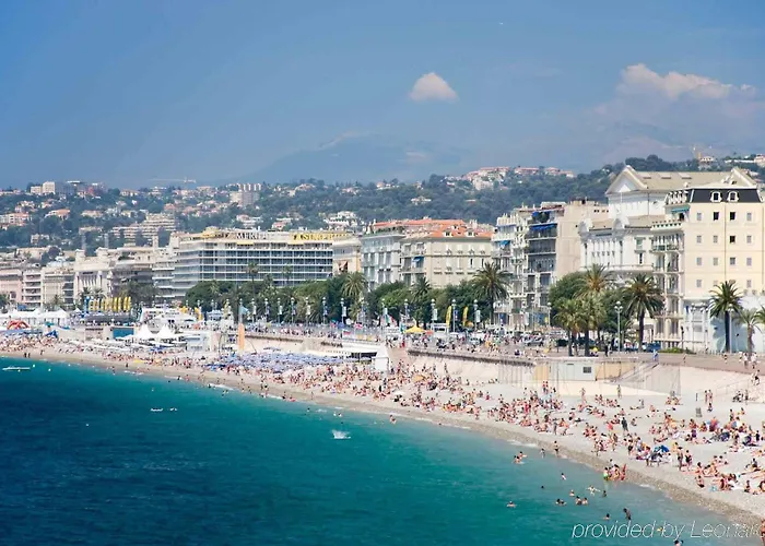 Отель Ibis Aeroport Promenade Des 3*