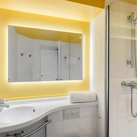 Ibis Aeroport Promenade Des 3* Nice